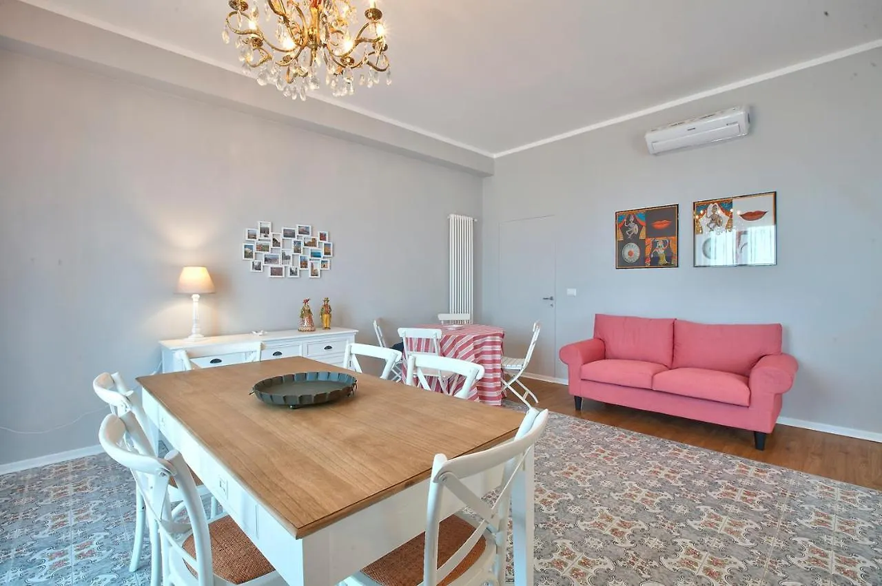 B&B Del Corso Capo dʼOrlando 0*,  Italia