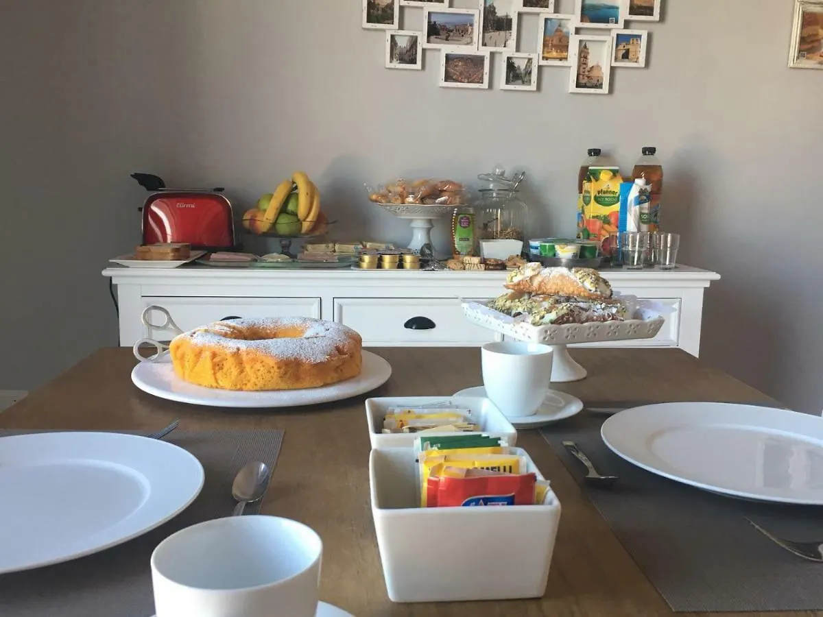 Bed & Breakfast B&B Del Corso Capo d'Orlando Italy
