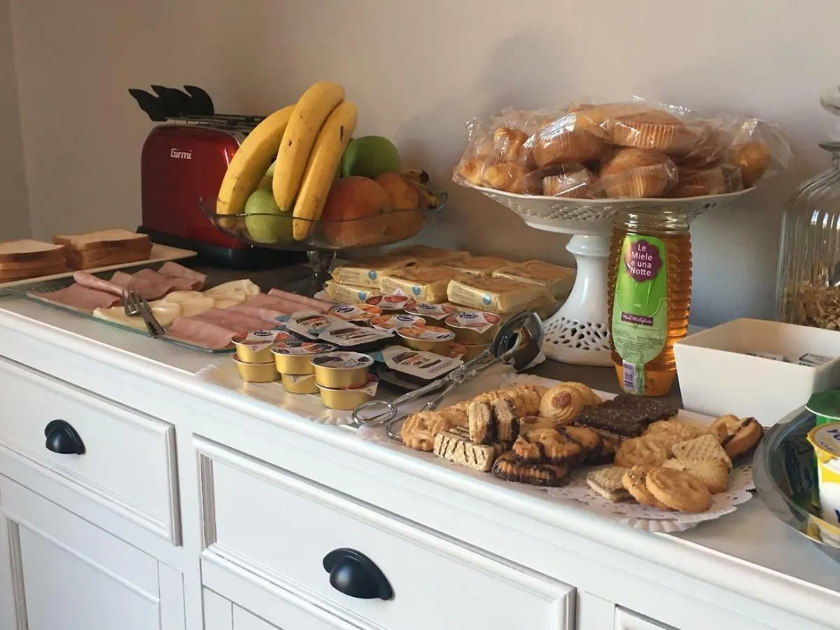 B&B Del Corso Capo d'Orlando Bed & Breakfast